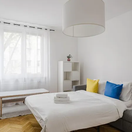 Polna Serenity Apartamento